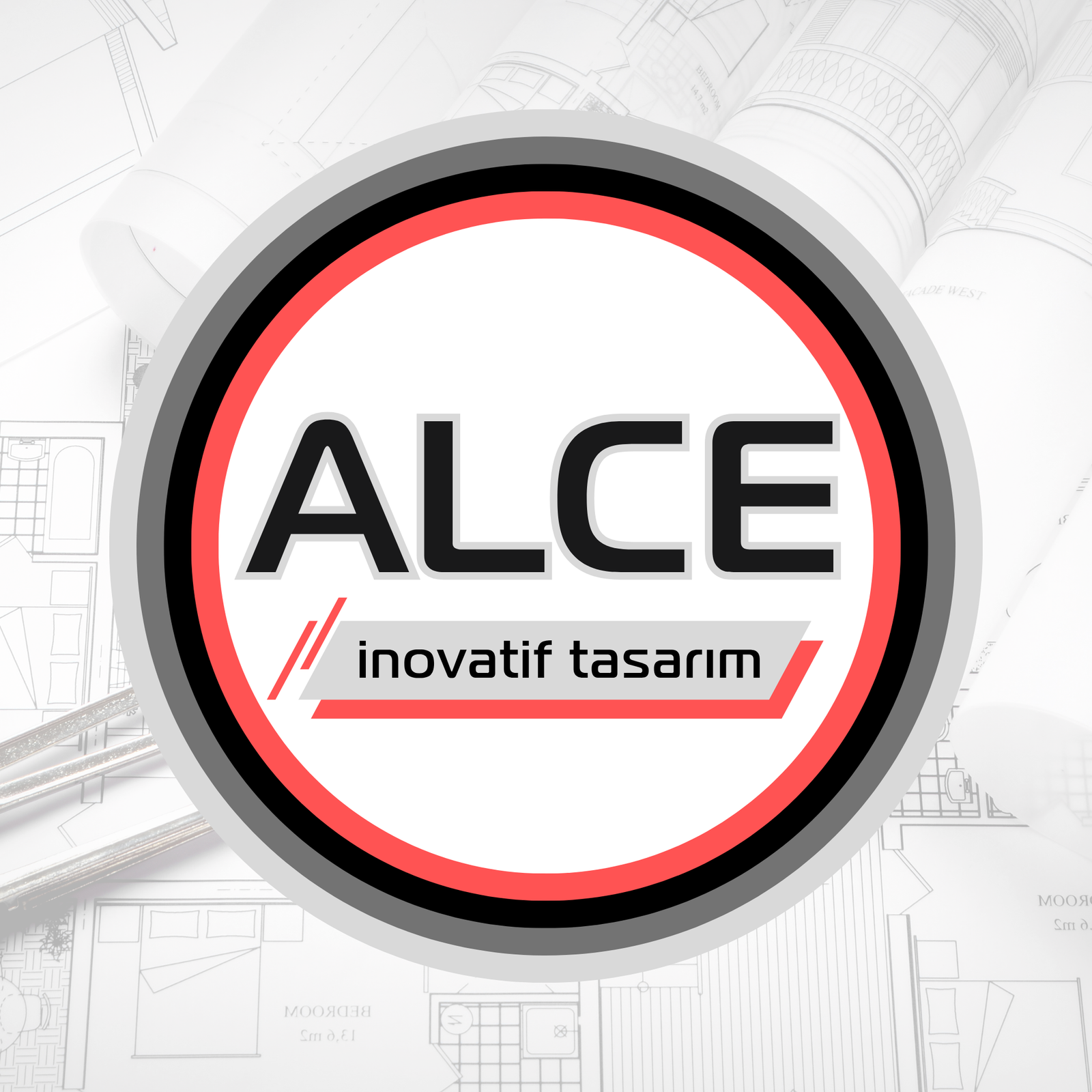 Alce İnovatif Tasarım logo; asma tavan, akustik çözümler ve aydınlatma projeleri için modern tasarım anlayışı. Mimari çizim arka planı.