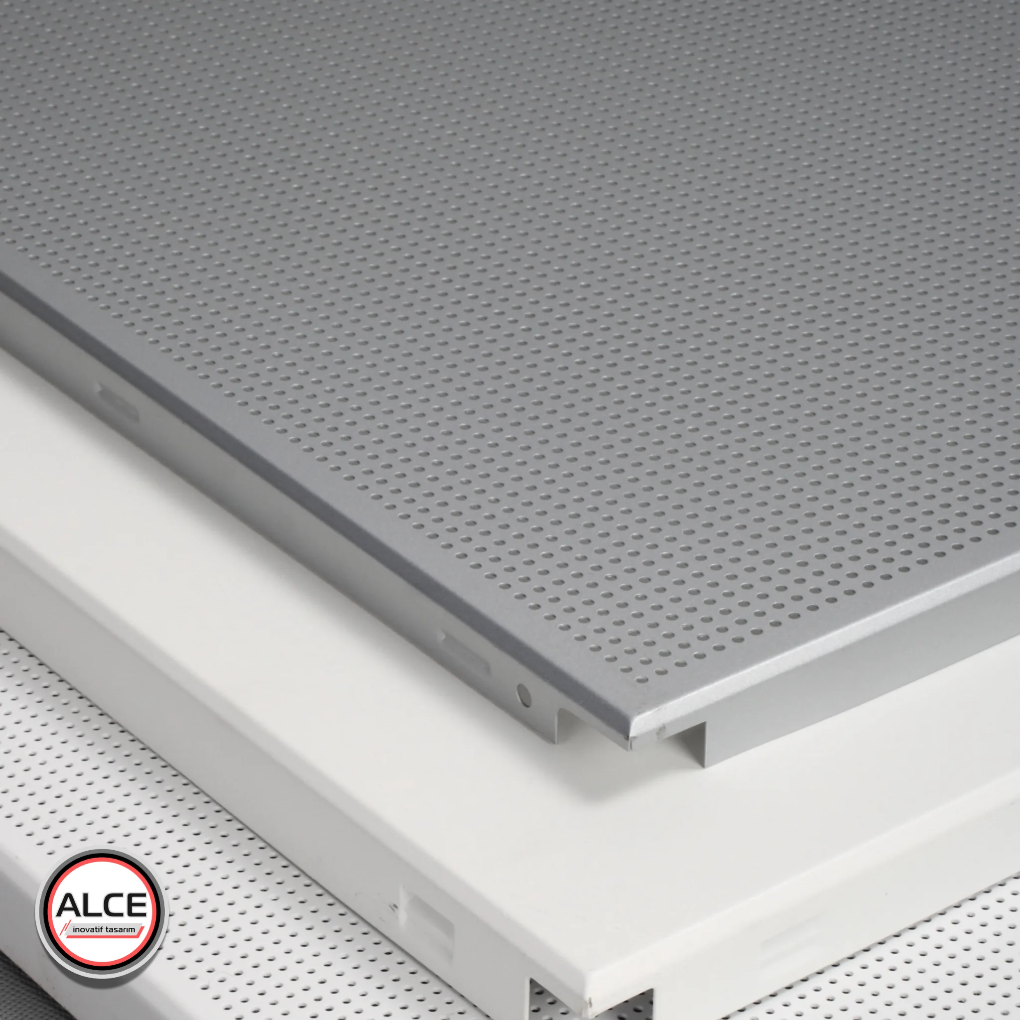 Metal Clip-in Asma Tavan Panelleri